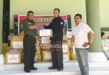 Zonasultra.com Serahkan Bantuan Korban Gempa Palu Zonasultra.com Serahkan Bantuan Korban Gempa Palu