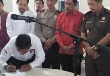 Helat Deklarasi Anti Korupsi, Bupati Kolut Apresiasi Dua Lembaga Ini Helat Deklarisasi Anti Korupsi, Bupati Kolut Apresiasi Dua Lembaga Ini