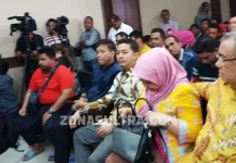 Tuntutan KPK, ADP dan Asrun Dilarang Berpolitik Selama Tiga Tahun Tuntutan KPK, ADP dan Asrun Dilarang Berpolitik Selama Tiga Tahun