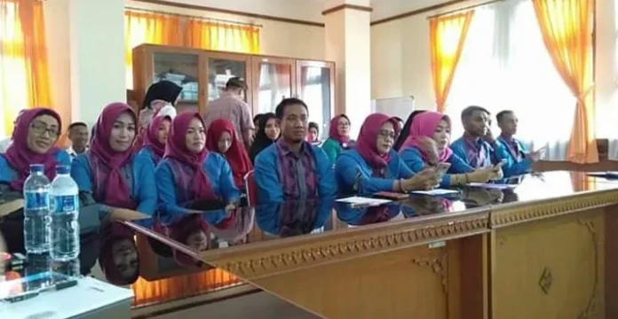 dinkes_konut Dinkes Konut Gelar Kaji Banding Kawasan Tanpa Rokok di Bali