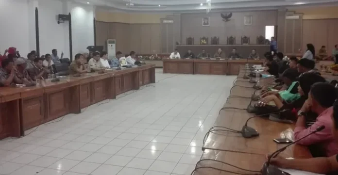 DPRD Sultra Sepakat 'Usir' Perusahaan Tambang di Konkep