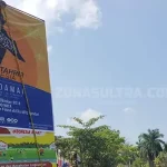 Spanduk HTI di Depan TK Kuncup Kendari Disegel Polisi Spanduk HTI di Depan TK Kuncup Kendari Disegel Polisi