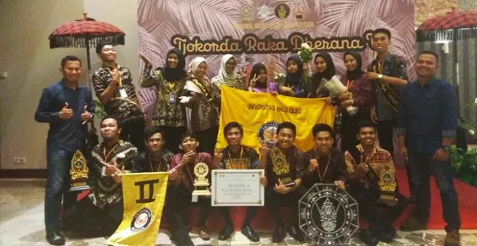 Fakultas Hukum UHO Juara 2 Piala Tjokorda Raka Derana V