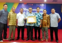 Bupati Wakatobi Raih Penghargaan Inagara Award 2018 Bupati Wakatobi Raih Penghargaan Inagara Award 2018