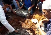 Arhawi Letakkan Batu Pertama Pembangunan Islamic Centre di Pulau Tomia Arhawi Letakkan Batu Pertama Pembangunan Islamic Center di Pulau Tomia