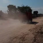 Warga Keluhkan Debu Pembangunan Peningkatan Jalan di Ibukota Konsel Warga Keluhkan Debu Pembangunan Peningkatan Jalan di Ibukota Konsel