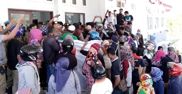 Forum K2 Muna Desak Pemerintah Terbitkan Perpu Pengangkatan PNS Jalur Khusus