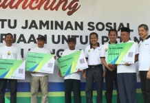 16.000 Petani Kakao Sultra Dapat Kartu Jaminan Sosial dari BPJS Ketenagakerjaan 16.000 Petani Kakao Sultra Dapat Kartu Jaminan Sosial dari BPJS Ketenagakerjaan