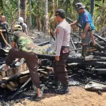 Terpercik Api, Satu Rumah di Kabaena Terbakar Terpercik Api, Satu Rumah di Kabaena Terbakar