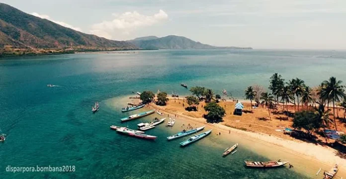 Pantai Damalawa, Pesona Alam di Ujung Timur Kabaena
