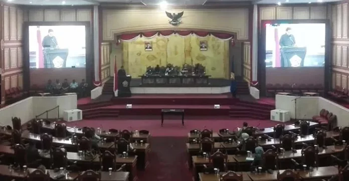 DPRD Sultra Setujui Dua Raperda Usulan Pemprov