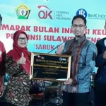 IAIN Kendari Raih Penghargaan GIS terbaik di Sultra IAIN Kendari Raih Penghargaan GIS terbaik di Sultra