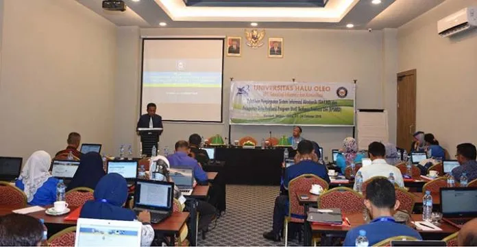 Sinkronkan Data Mahasiswa, UHO Gelar Pelatihan Penginputan Sistem Siakad