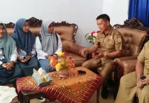 Enam Siswa Korban Gempa Palu Sekolah di SMAN 4 Kendari Enam Siswa Korban Gempa Palu Sekolah di SMAN 4 Kendari