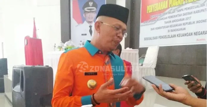 Bupati Bombana Tafdil