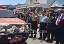 Ali Mazi Lepas Tim Satgas Anoa Sultra Bantu Korban Gempa Sulteng