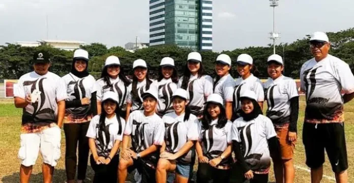 tim softball lakidende Lakidende Putra dan Putri Kalahkan Klub Australia
