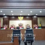 Terkait Suap, ADP dan Asrun Divonis 5,5 Tahun Penjara Terkait Suap, ADP dan Asrun Divonis 5,5 Tahun Penjara
