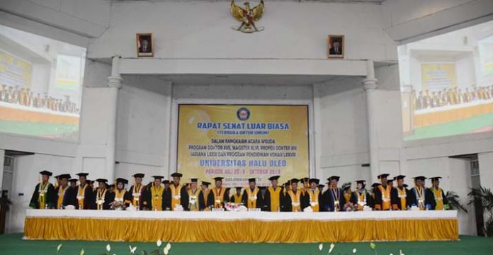 Rektor Minta Wisudawan UHO Jadi Pelopor Solidaritas Pemuda