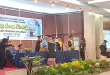 Politeknik Bina Husada Kendari Wisuda 228 Mahasiswa Politeknik Bina Husada Kendari Wisuda 228 Mahasiswa