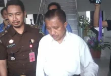 Kejari Tahan Pejabat Dinas Pertanian dan kehutanan Kota Kendari Terkait Dugaan Korupsi Kejari Tahan Pejabat Dinas Pertanian dan kehutanan Kota Kendari Terkait Dugaan Korupsi