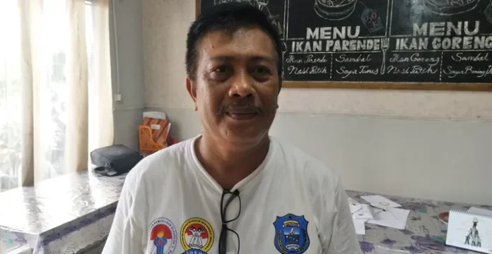 ketua kontingen Wakatobi pada porprov XIII, Baharuddin