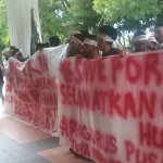 Dinas Kehutanan Didesak Hentikan Aktivitas PT DJL di Langkikima Dinas Kehutanan Didesak Hentikan Aktivitas PT DJL di Langkikima