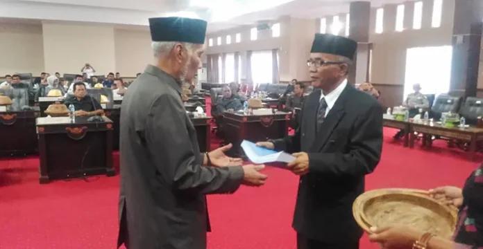 Raperda APBD-P Baru Diserahkan, DPRD Muna Kerja 'Rodi'