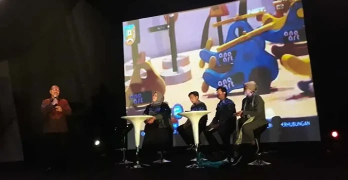 Surunudin Berbagi Ilmu Kemajuan Industri Kreatif Konsel dalam Festival Bekraf di Surabaya