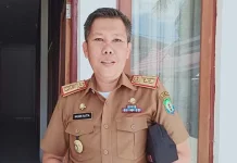 DPMD Bombana Minta Kades Hati-hati Kelola ADD Kepala DPMD Bombana, Hasdin Ratta