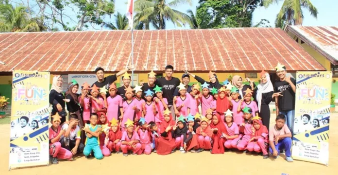 BEM FISIP UHO berbagi Inspirasi dengan Siswa SDN 2 Abeli