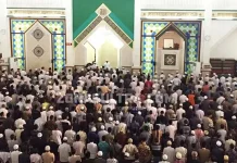 Jenazah Abdullah Umar Thafky Disalatkan di Masjid Agung Kendari Jenazah Abdullah Umar Thafky Disalatkan di Masjid Agung Kendari