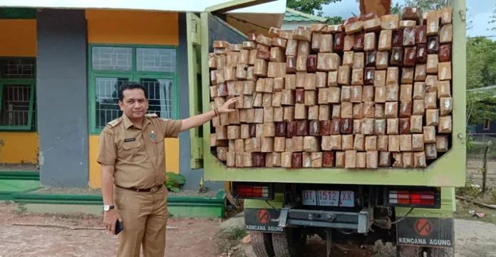 kayu_ilegal 224 Batang Kayu Ilegal di Konsel Diamankan