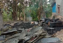 Ditinggal ke Pasar, Satu Rumah di Konsel Ludes Terbakar Ditinggal ke Pasar, Satu Rumah di Konsel Ludes Terbakar