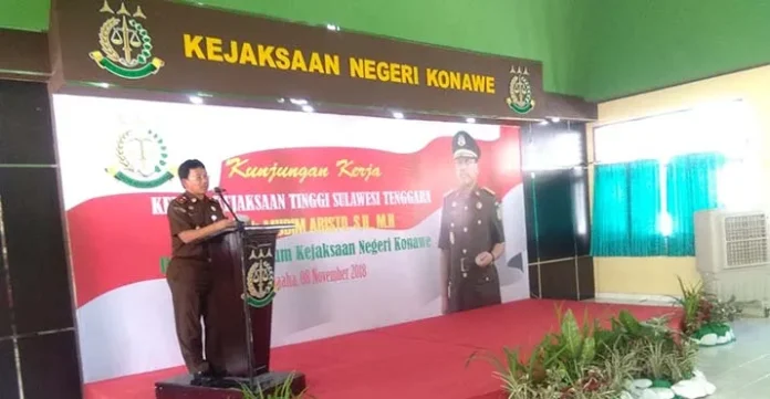 Berkunjung ke Konawe, Kajati Minta Pegawainya Jaga Etos Kerja