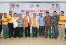 Bupati Konsel Akui Sempat Tak Sreg dengan Organisasi Perhimpunan Anak Transmigrasi Bupati Konsel Akui Sempat Tak Sreg dengan Organisasi Perhimpunan Anak Transmigrasi