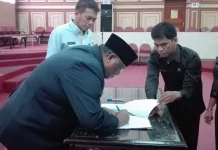 DPRD Sultra Sepakati Rancangan Awal RPJMD 2018-2023 dengan Catatan DPRD Sultra Sepakati Rancangan Awal RPJMD 2018-2023 dengan Catatan