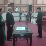 Ali Hasan dan Casro Axtalora Dilantik sebagai PAW Anggota DPRD Sultra Ali Hasan dan Casro Axtalora Dilantik sebagai PAW Anggota DPRD Sultra