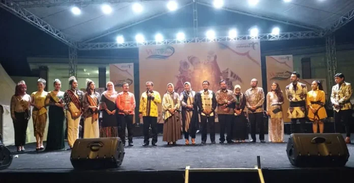 Arhawi Resmi Tutup Wakatobi Wave 2018