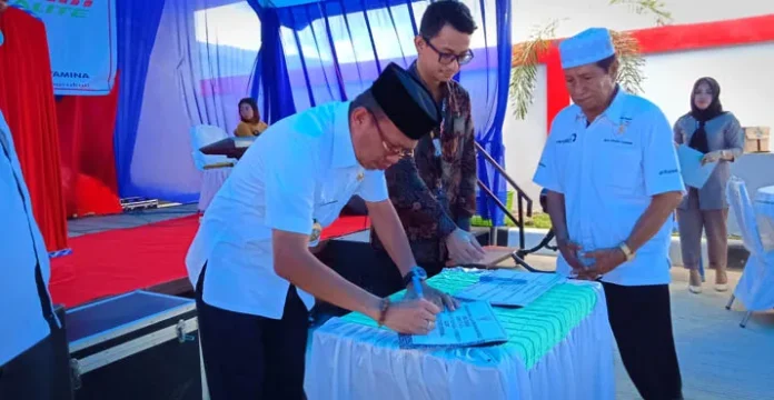 peresmian_spbu_bombana SPBU Non Subsidi Lampusui Bombana Resmi Beroperasi