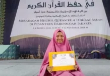 Santri Asal Kolaka Ukir Prestasi di Musabaqah Quran Tingkat ASEAN Santri Asal Kolaka Ukir Prestasi di Musabaqah Quran Tingkat ASEAN