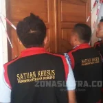 Kejaksaan Segel Ruang Sekretaris Dikbud Sultra Kejaksaan Segel Ruang Sekretaris Dikbud Sultra