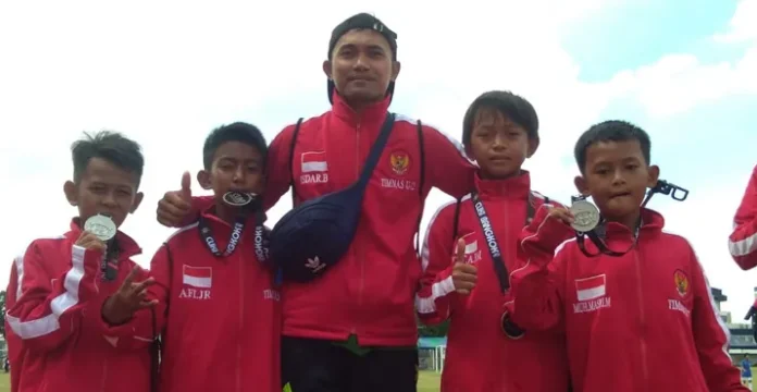 Empat Pesapkbola Cilik Sultra Antar Indonesia Runner Up di Bangkok