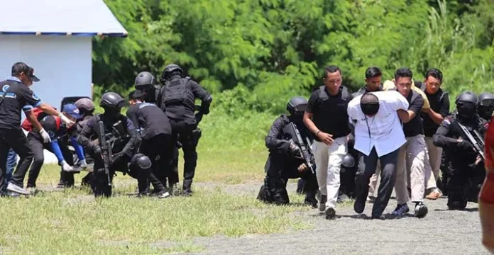 Simulasi Penangan Teroris di ANTAM UBPN Sultra, Demo Ricuh dan Ledakan Pos Jaga