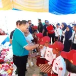 Bupati Beri Beasiswa Prestasi kepada 736 Siswa di Mubar Bupati Beri Beasiswa Prestasi kepada 736 Siswa di Mubar