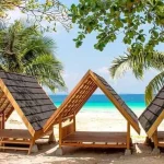 Deretan Gazebo Tingkatkan Pesona Pantai Nirwana Gazebo Pantai Nirwana (Foto : Istimewa)