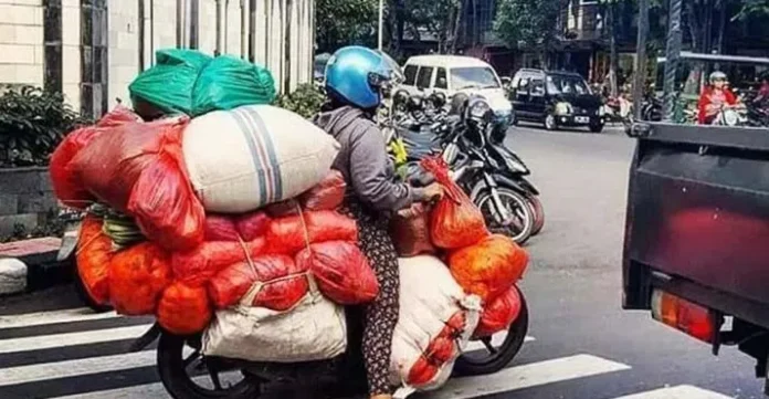 ilustrasi_motor_berlebih ilustrasi motor berlebihan