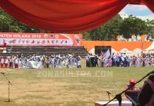 Kepanasan, Puluhan Peserta Upacara Pembukaan Porprov Kolaka Kabur dari Barisan Kepanasan, Puluhan Peserta Upacara Pembukaan Porprov Kolaka Kabur dari Barisan