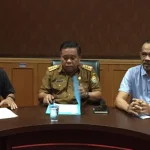 Kadis Kominfo Klarifikasi Video Viral Pengawal Gubernur Sultra Kadis Kominfo Klarifikasi Video Viral Pengawal Gubernur Sultra