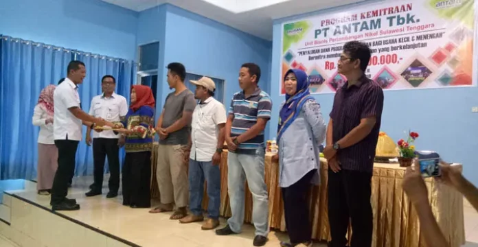 ANTAM UBPN Sultra Salurkan Dana Program Kemitraan Tahap II Senilai Rp3,3 Miliar